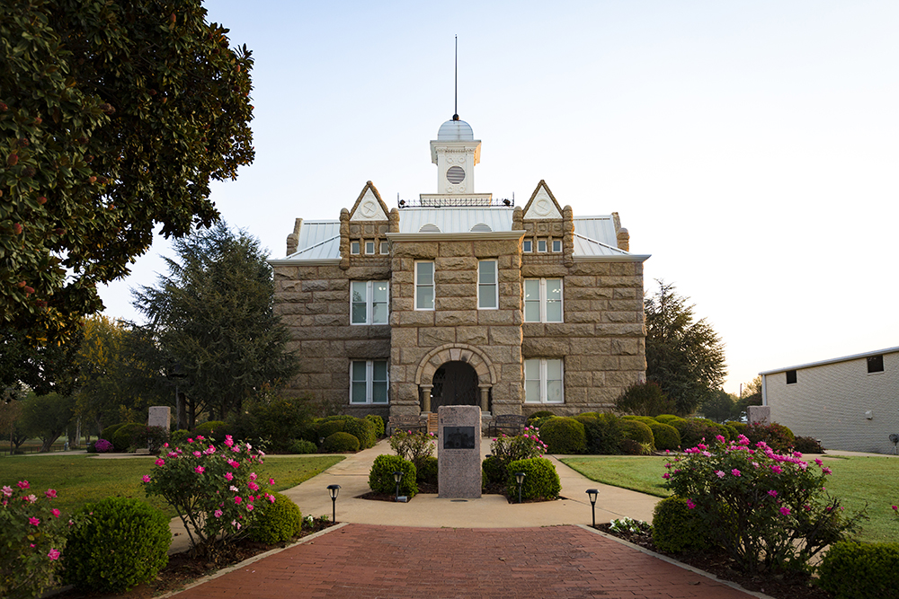 The Official Site of the Chickasaw Nation | Chickasaw National Capitol - Feb 9, 2015 ... Chickasaw National Capitol building serves as a museum and a reminder that   the Chickasaw people fought for their tribal identity andÂ ...